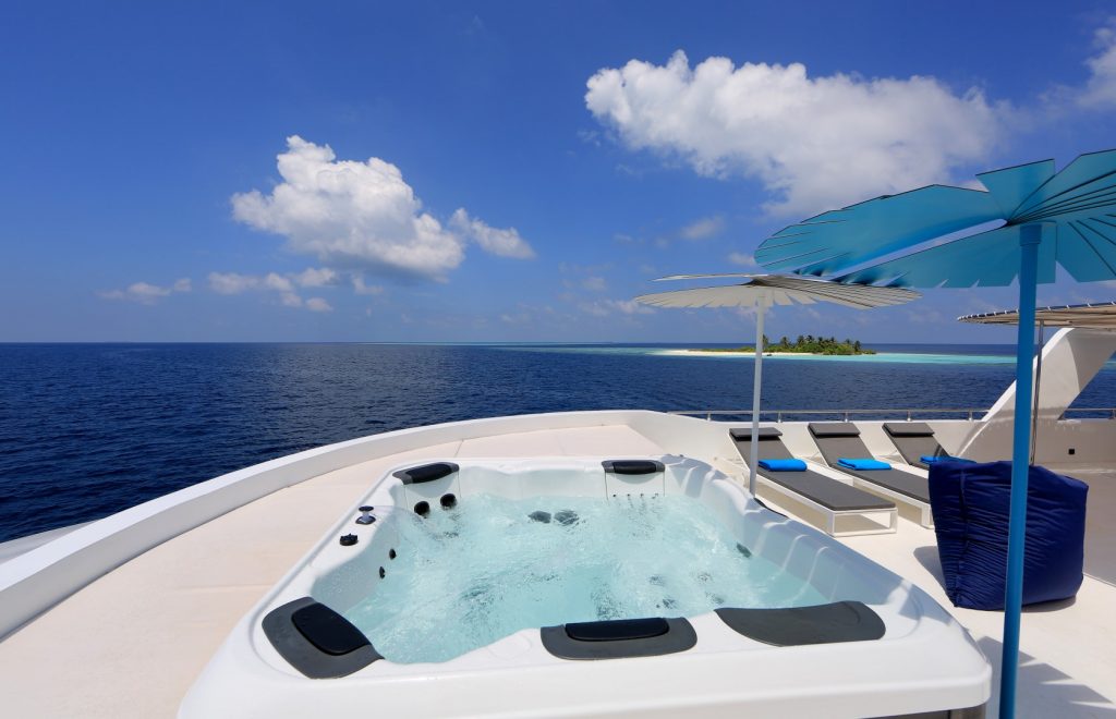 Azalea Cruise (22) (Large)