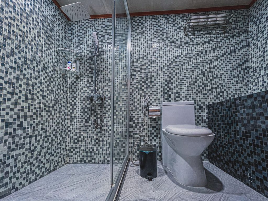 Bathroom - All the rooms (2)