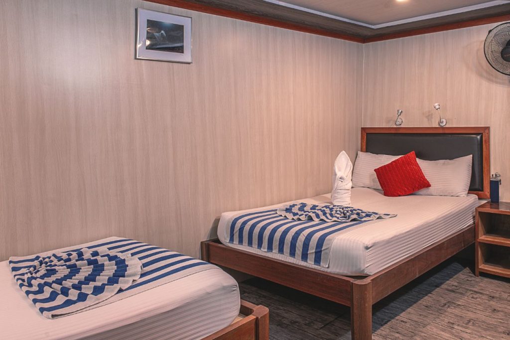 Room 6 _ 7 - Lower Deck (2)